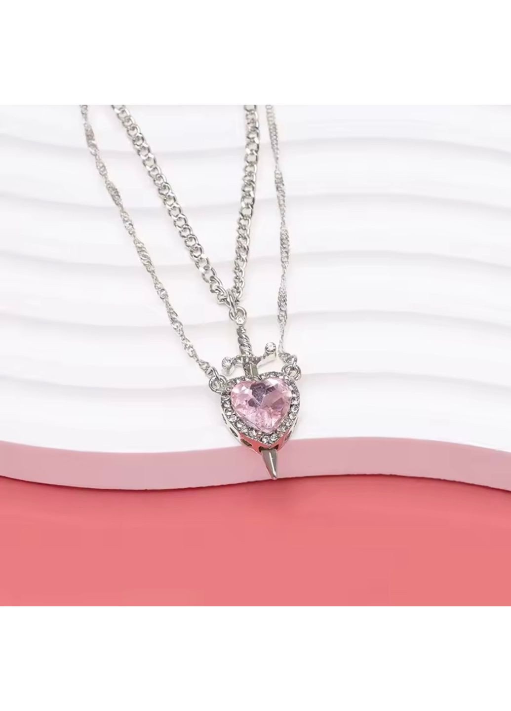 Парні підвіски "сердечко і меч", парні підвіски з сердечком і мечем, підвіски дружби, кулон, кольє Fashion Jewelry (337718814)