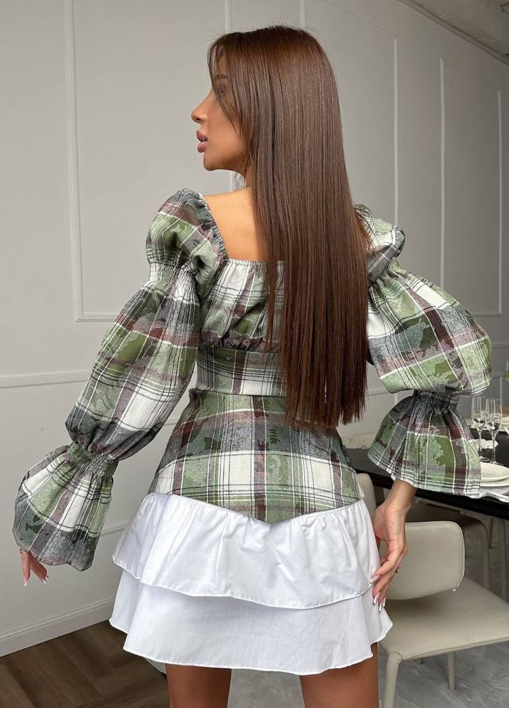 Зеленое кэжуал изысканное мини платье комбинация с верхом в клетку и двойной юбкой платье-комбинация Tik-Tak в клетку