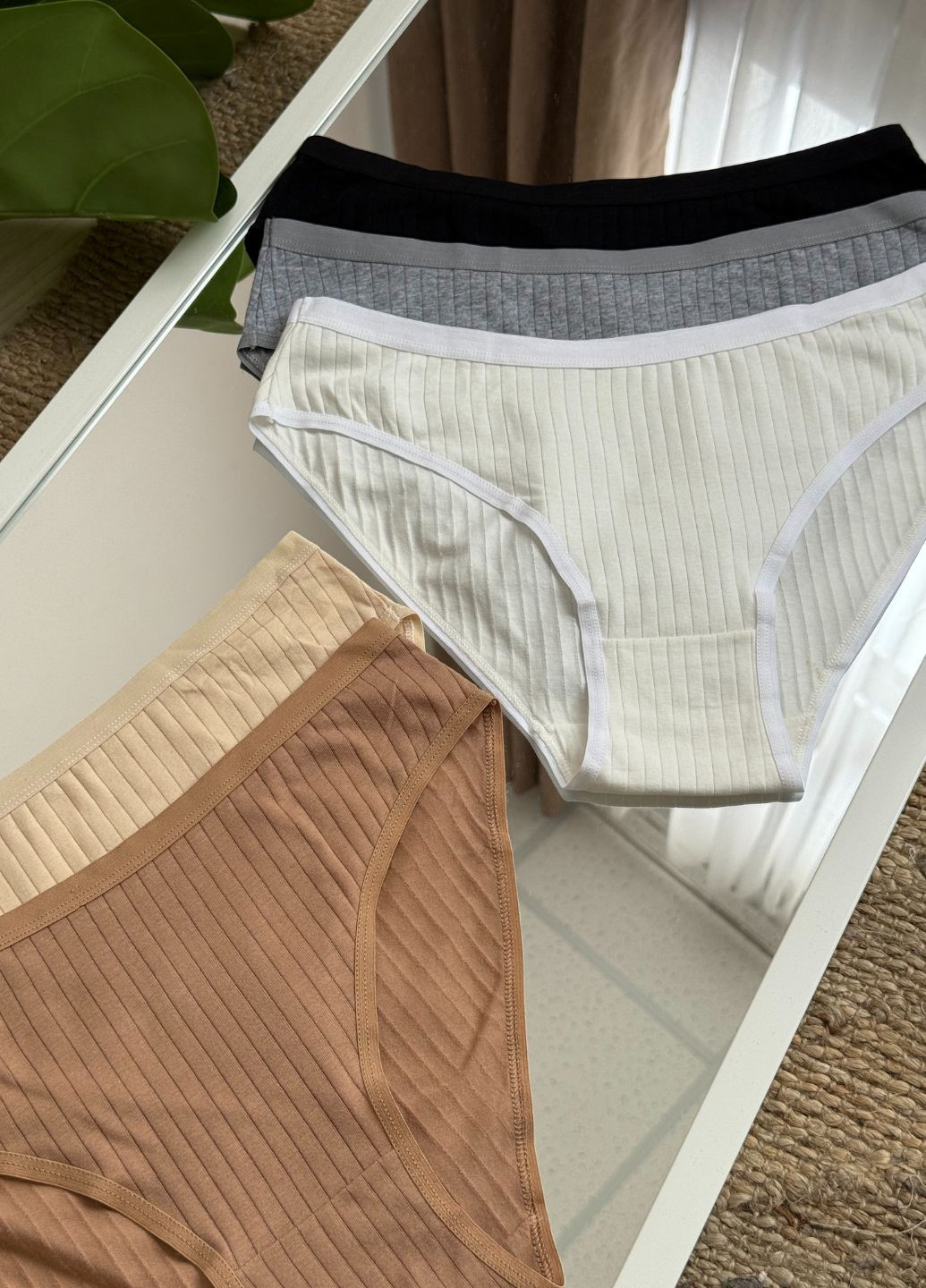 Хлопковые трусики слипы коллекции «Совершенство»Цвет: бежевый, черный, серый, молочный, капучино Размер: L, XL VIDCHUY (366030337)