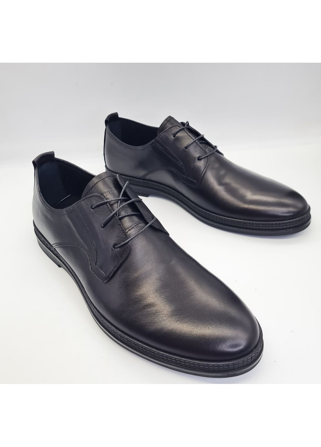 Черные туфлі Stepter на шнурках