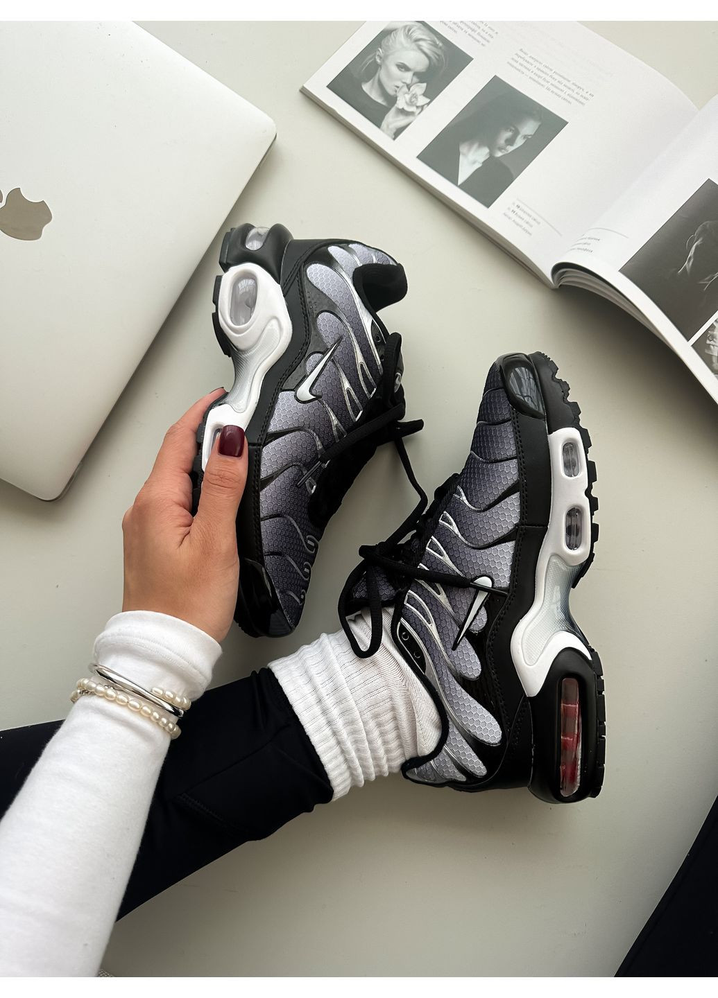Кроссовки женские и мужские Nike Air Max TN Plus gray black | Найк Аир Макс ТН плюс серые черные No Brand серые демисезоны (351871634)