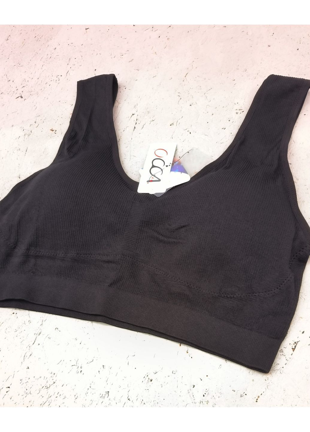 Чорний топ топ в рубчик на широких брителях No Brand без кісточок