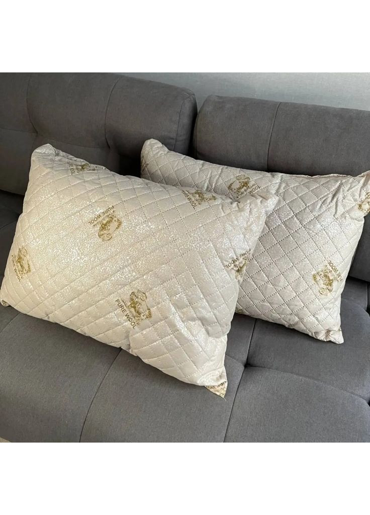 Подушка стеганая из натуральной овчины Pure Wool 21509 70х50 см бежевая Leri Max (365689006)