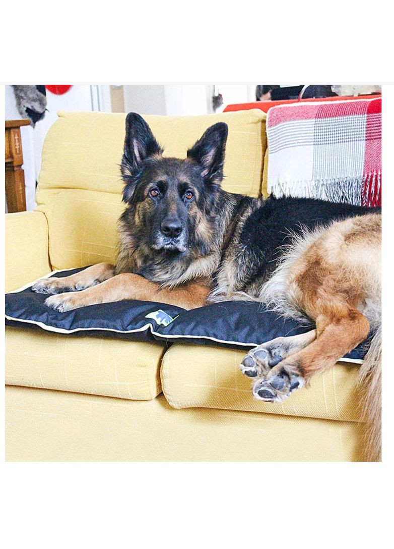 Водоотталкивающая подушка Jolly 110 Cushion Black для собак, чёрная, 108×79 см Ferplast (266274438)