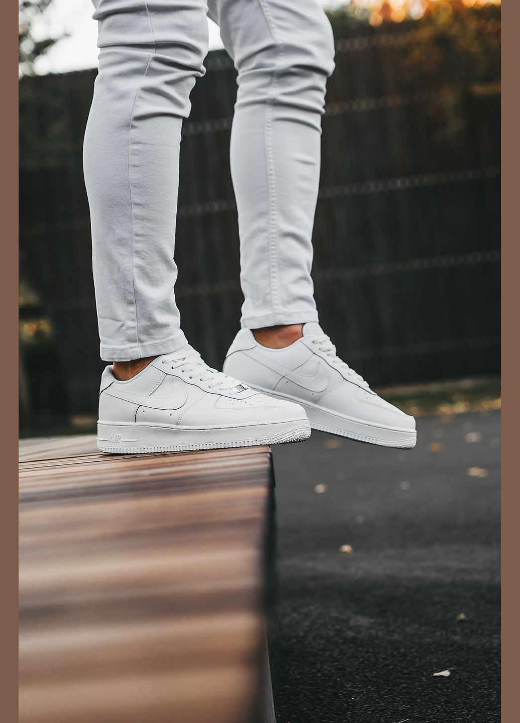 Белые кроссовки унисекс Nike Air Force 1 White