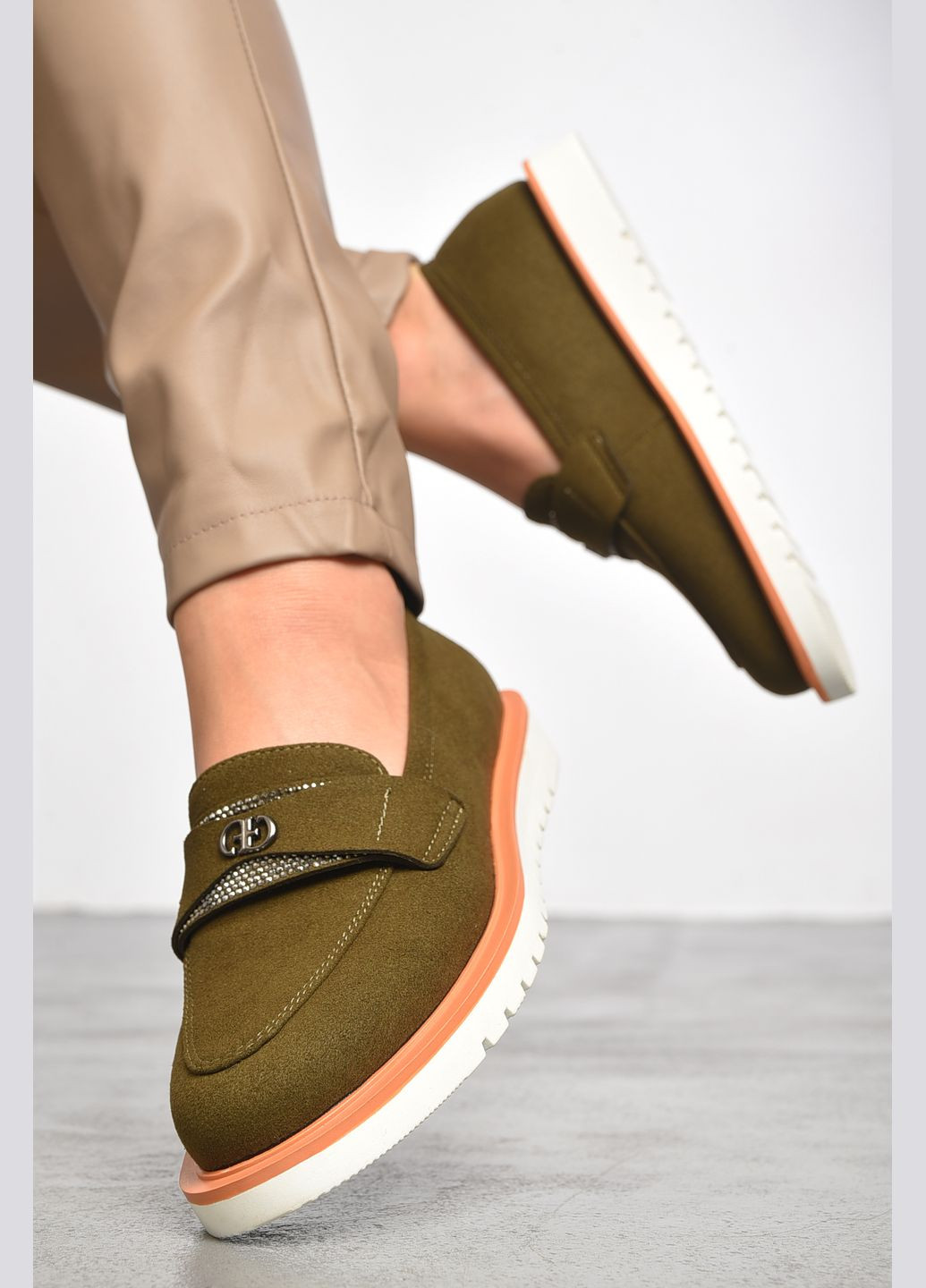 Let's Shop Лофери жіночі темно-зеленого кольору лофери темно-зелений з штучна замша, україна — демісезон (298793444)