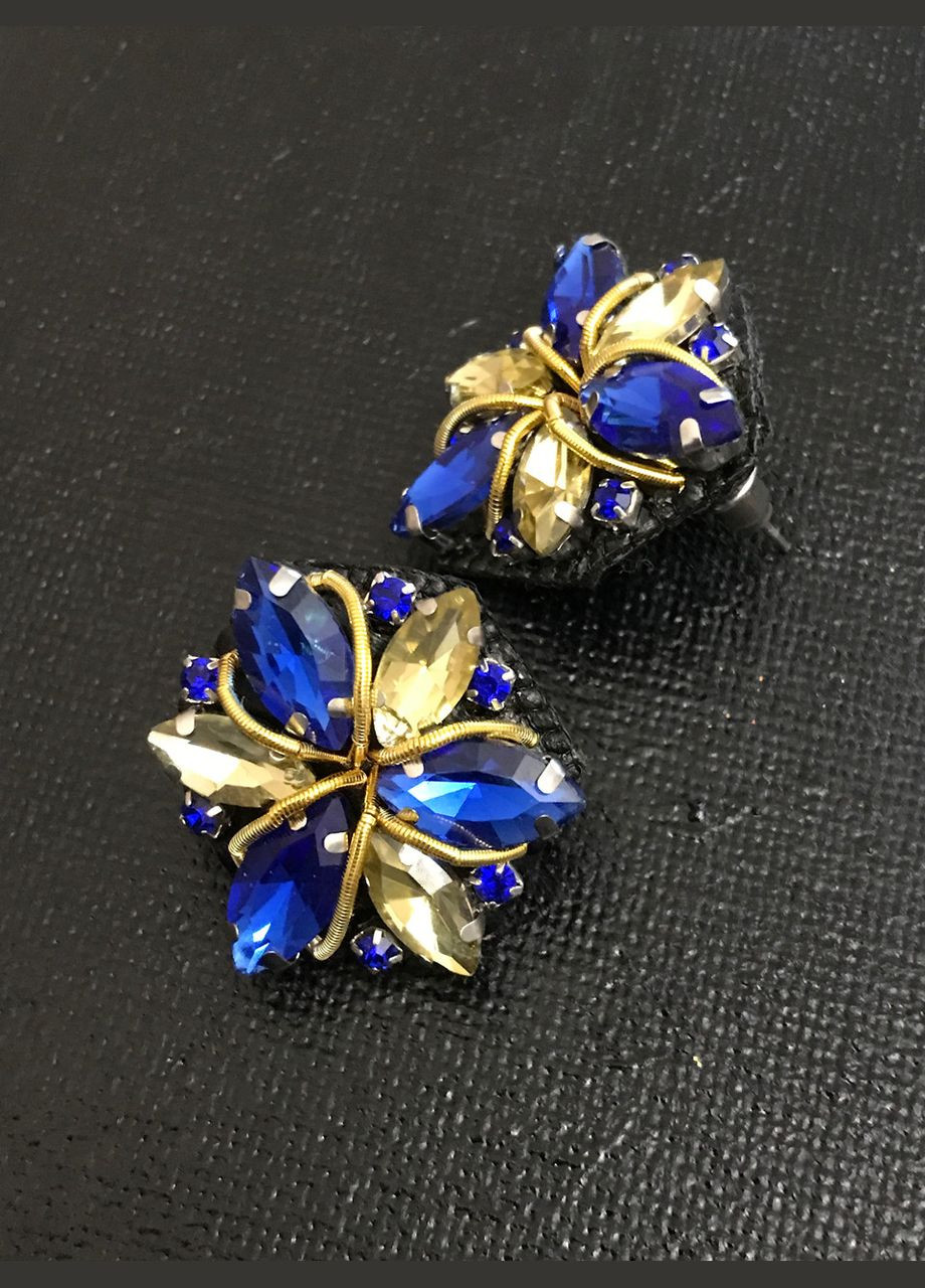 Серьги пусеты из страз No Brand (331288545)