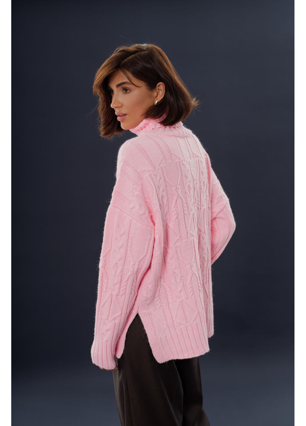 Рожевий светр "альпака" Merge