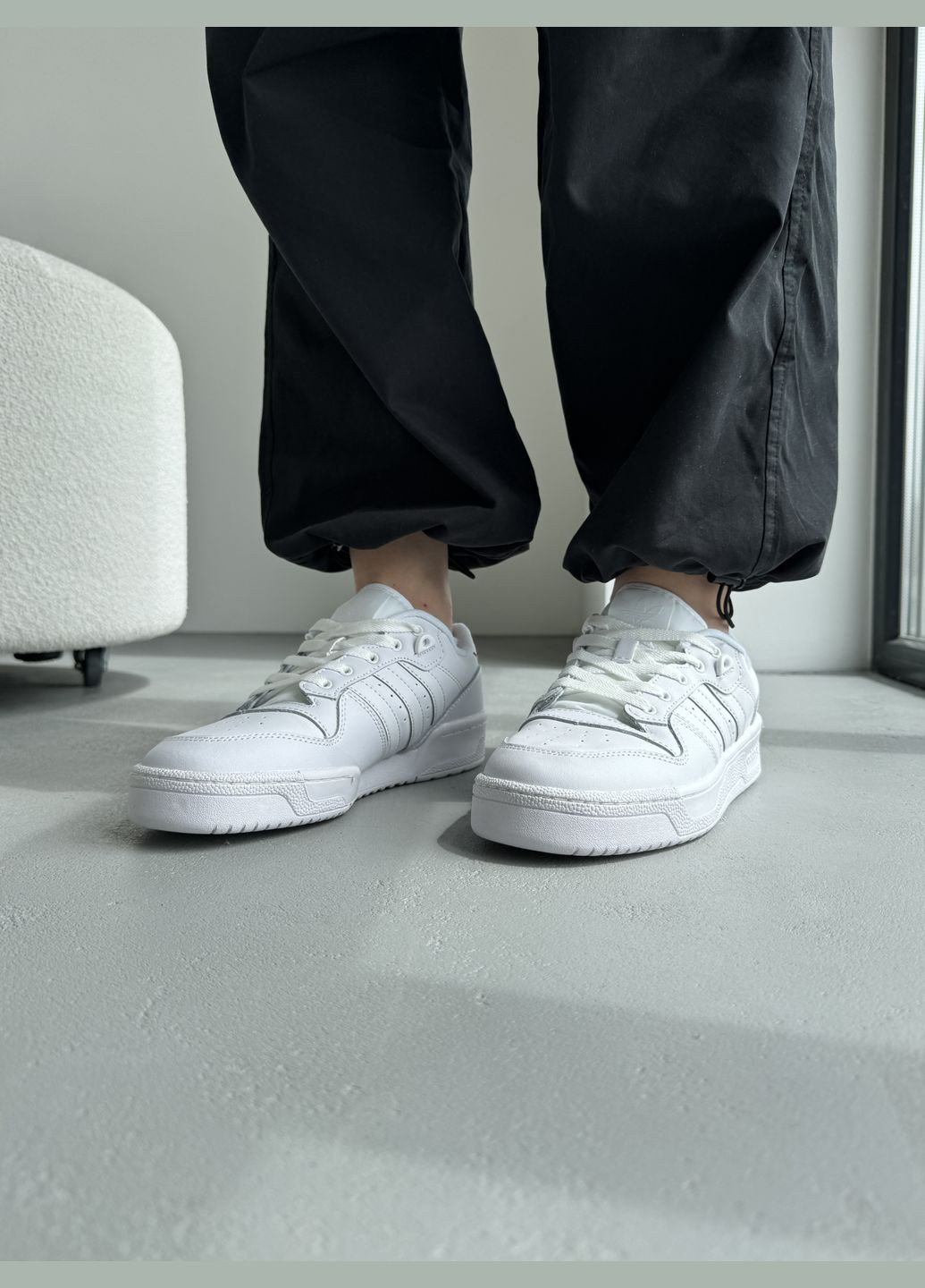 Білі Осінні кросівки чоловічі adidas rivalry white | адідас рівалру білі No Brand