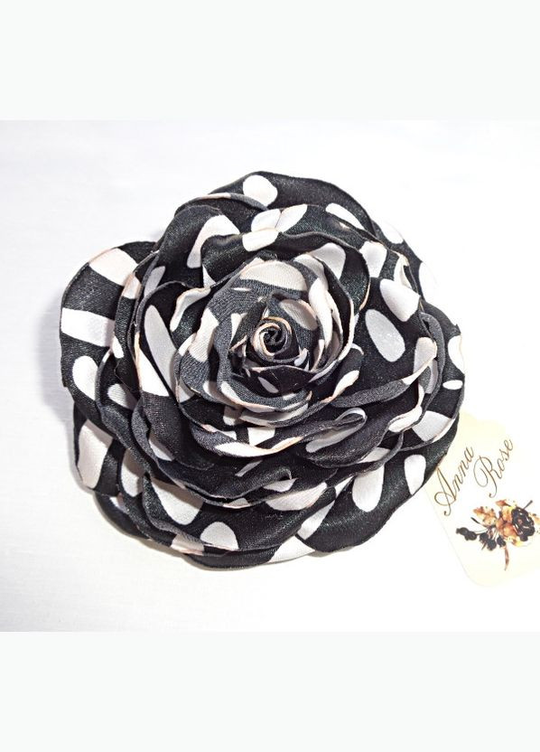 Брошь цветок из атласной ткани ручной работы "Роза белое и черное" No Brand (349843302)