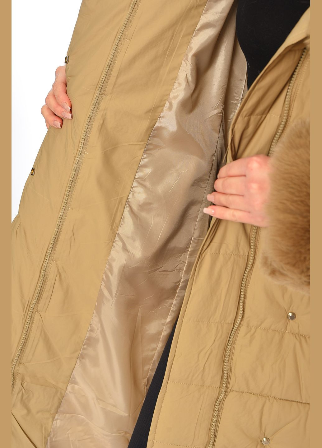 Бежева зимня куртка жіноча єврозима з хутром бежевого кольору Let's Shop