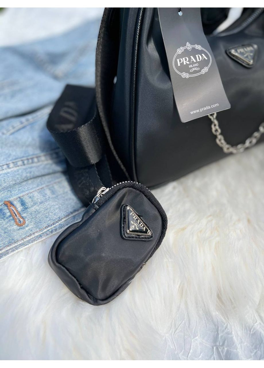 Сумка жіноча Прада на плече Prada Biа g Re-Edition 2005 Black/Silver нейлон крос Боді чорний No Brand (354792739)