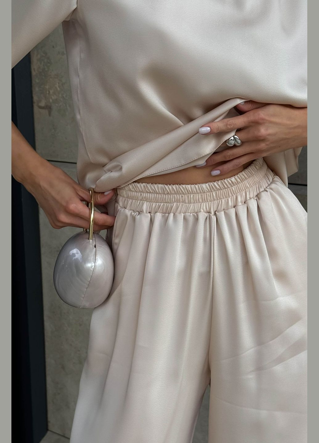 Летние широкие брюки прямого кроя бежевого цвета Jadone Fashion (297669761)