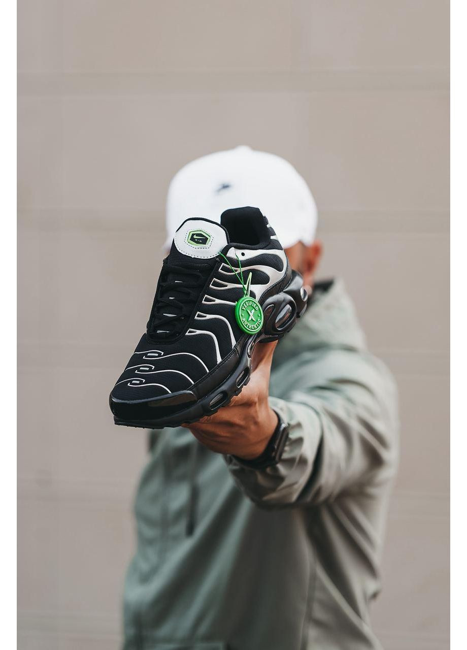 Серые демисезонные кроссовки мужские nike air max tn plus black green найк аир макс тн плюс No Brand