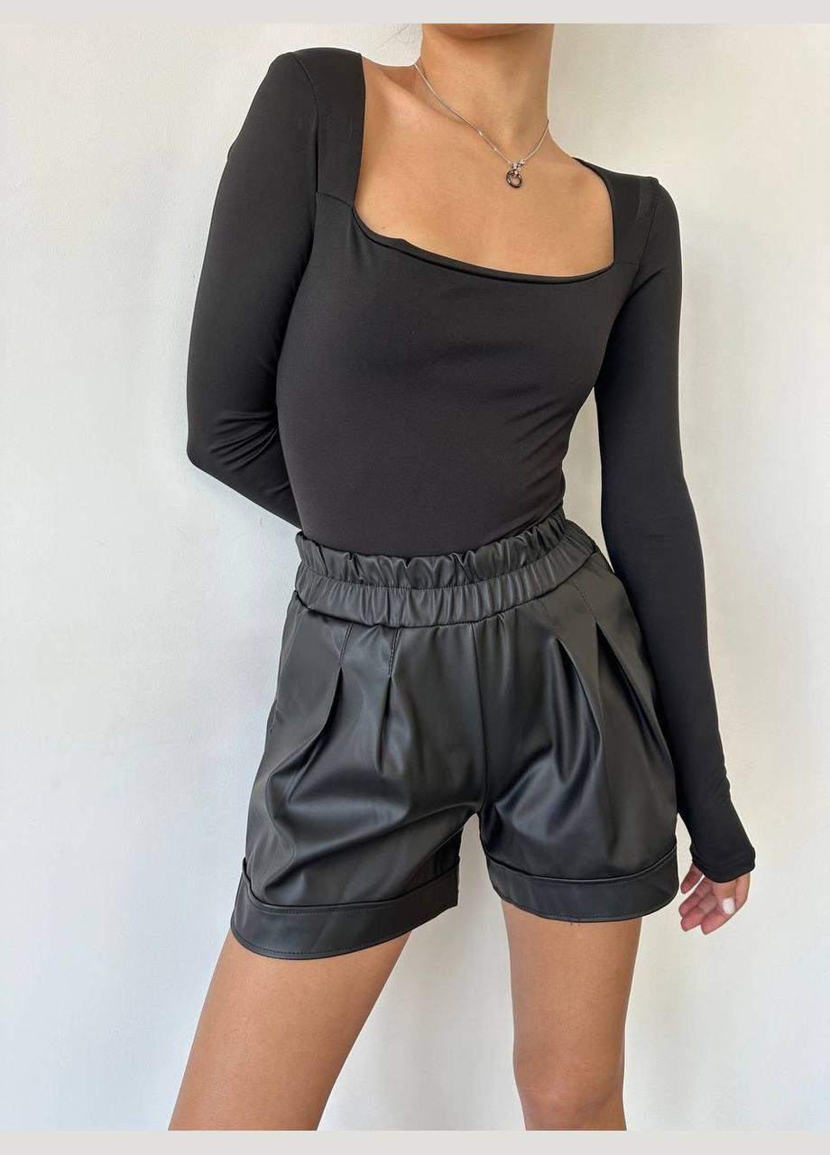 Женские шорты из матовой эко-кожи цвет черный р.42/44 448920 New Trend (282434894)