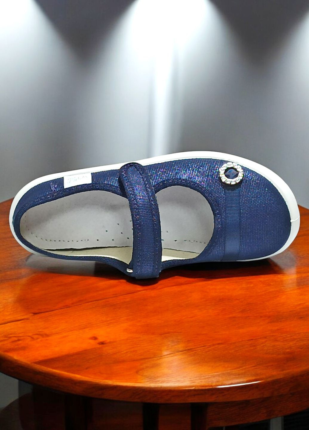 Дитячі ортопедичні тапочки капчики на липучці для дівчинки до школи на змінку Waldi (327432071)