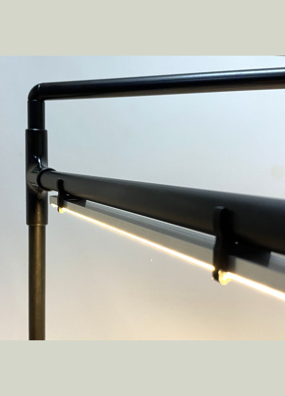 Полицястелаж для квітів з підсвічуванням Cornetta Light. Кутова підлогова підставка для рослин з фітолампами Metaplant (303776748)