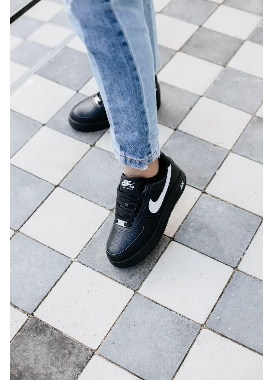 Чорні Зимовий кросівки чоловічі nike air force low winter black «white logo» найк аір форс 1 преміум No Brand