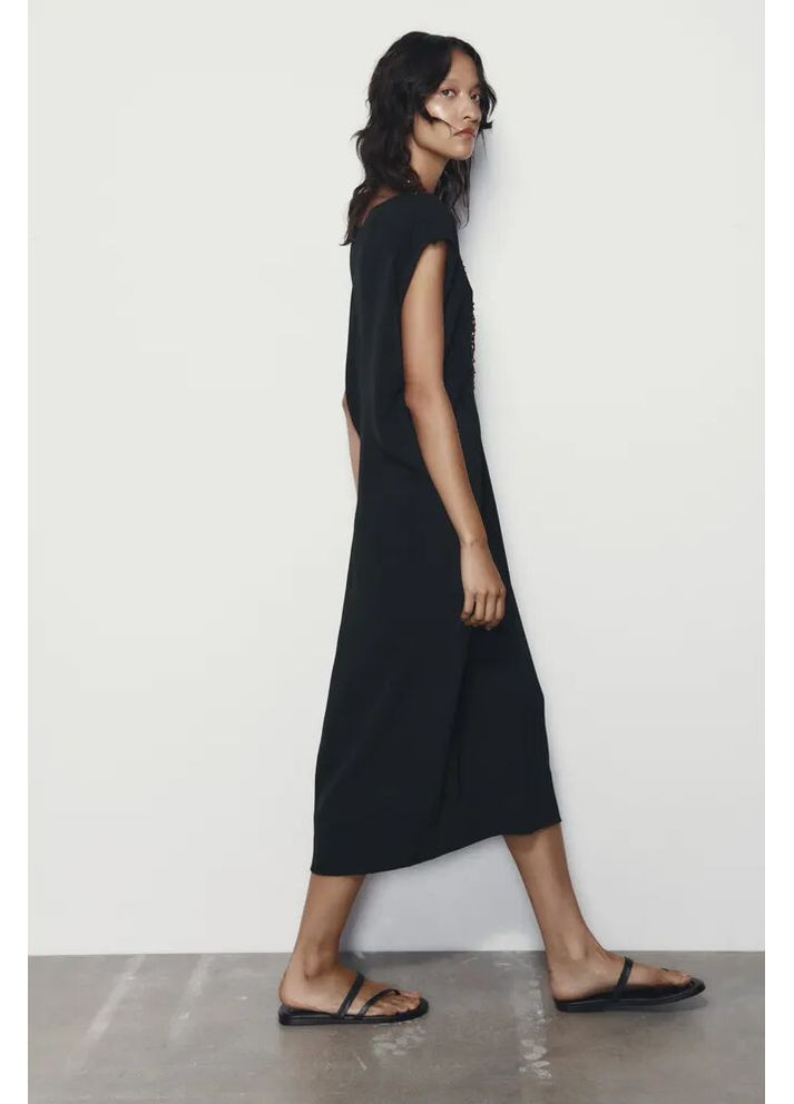 Черное платье 0264/460/800 Zara