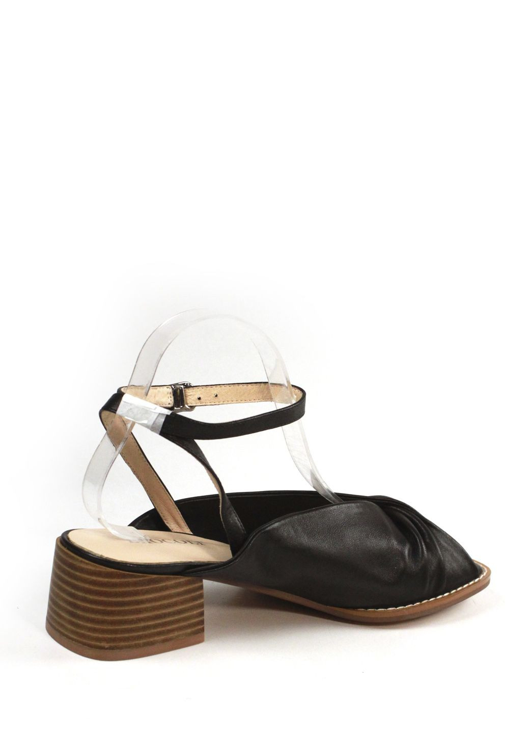 Черные женские босоножки It-Girl с ремешком