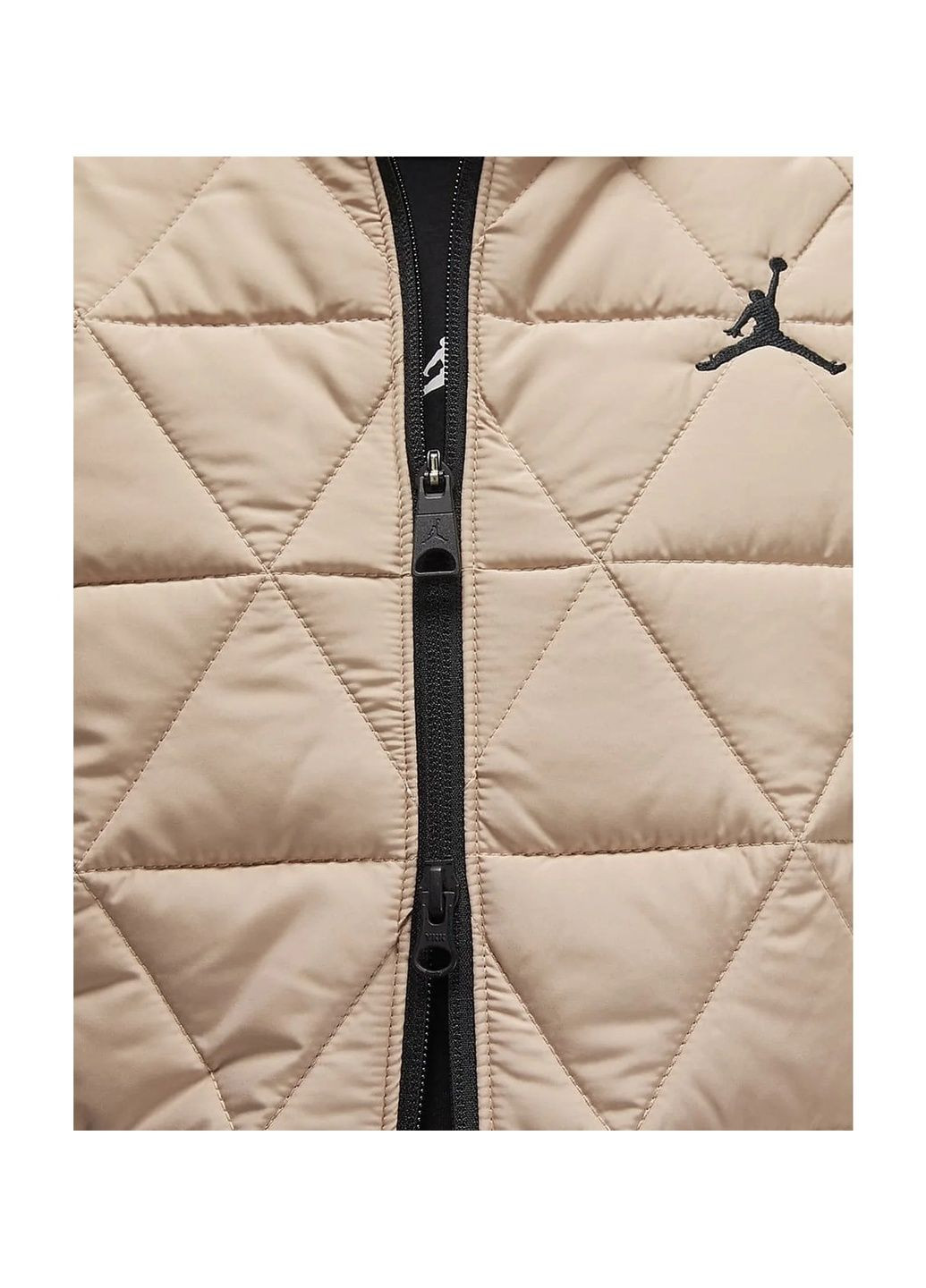 Бежевая куртка мужская therma-fit sport beige Air Jordan