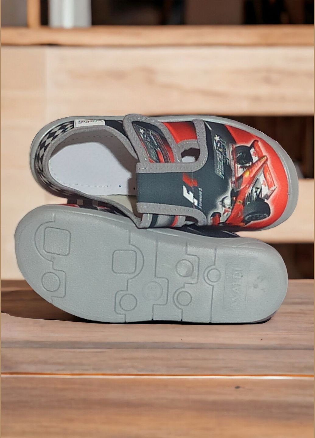 Черные детские тапочки для мальчика ортопедические Waldi