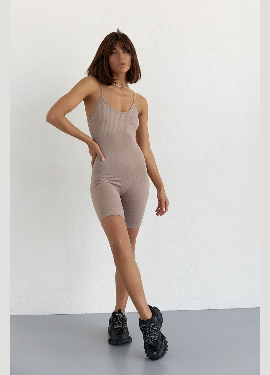Женский спортивный комбинезон на бретелях Liton комбинезон-шорты однотонный кофейный спортивный полиамид, эластан