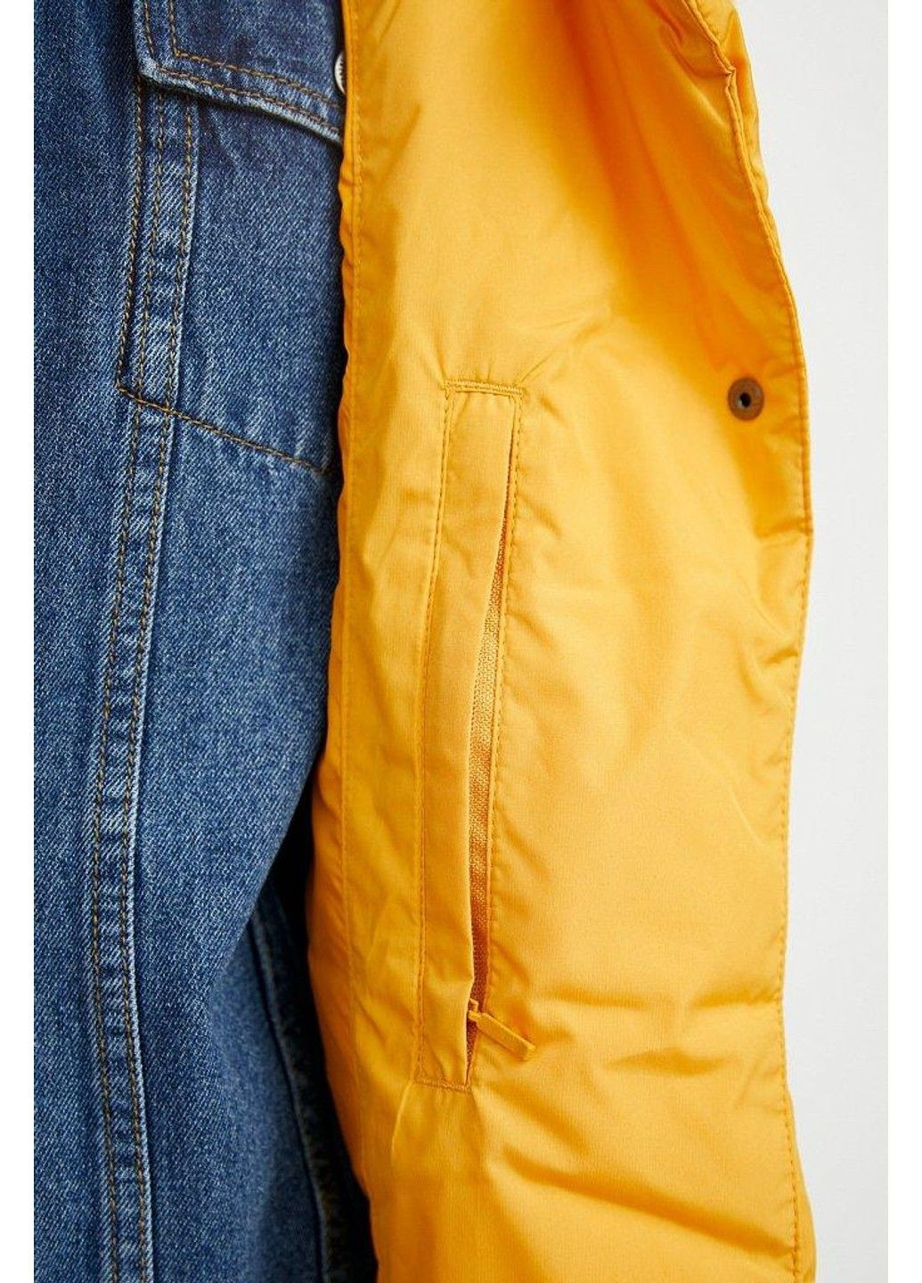 Желтая зимняя зимняя куртка a20-12016-421 Finn Flare