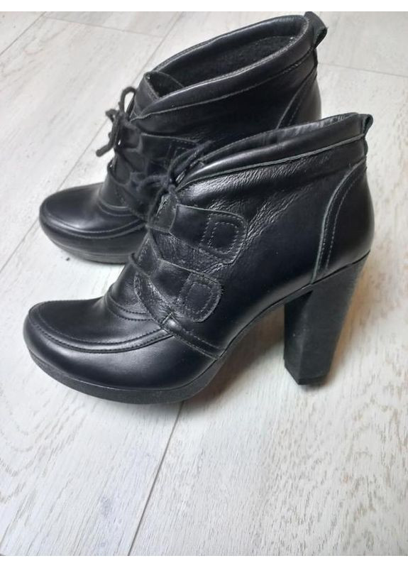 Черные демисезонная ботильоны женские черные кожа байка 39 Lama
