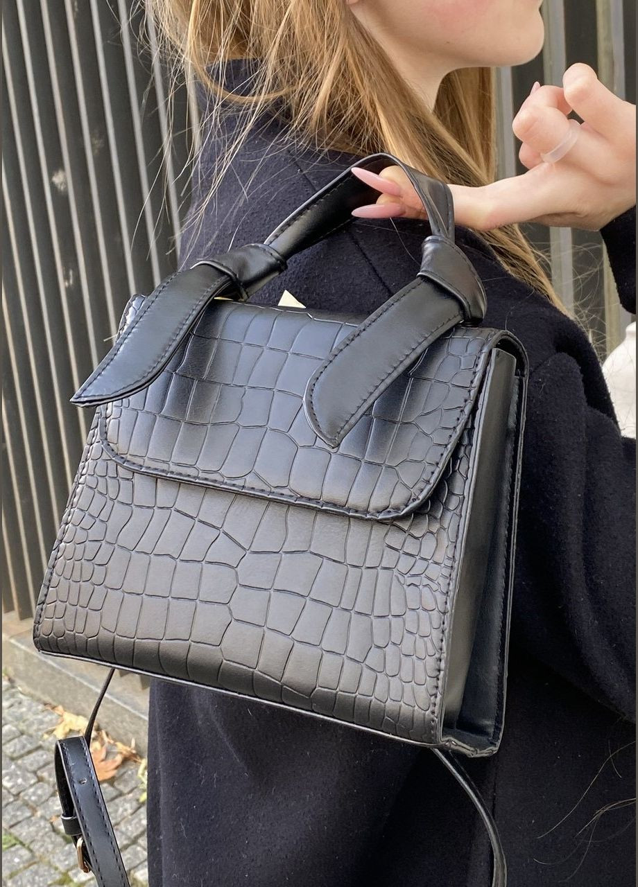 Женская сумка кросс-боди на ремешке рептилия A1325 черная No Brand (285716439)