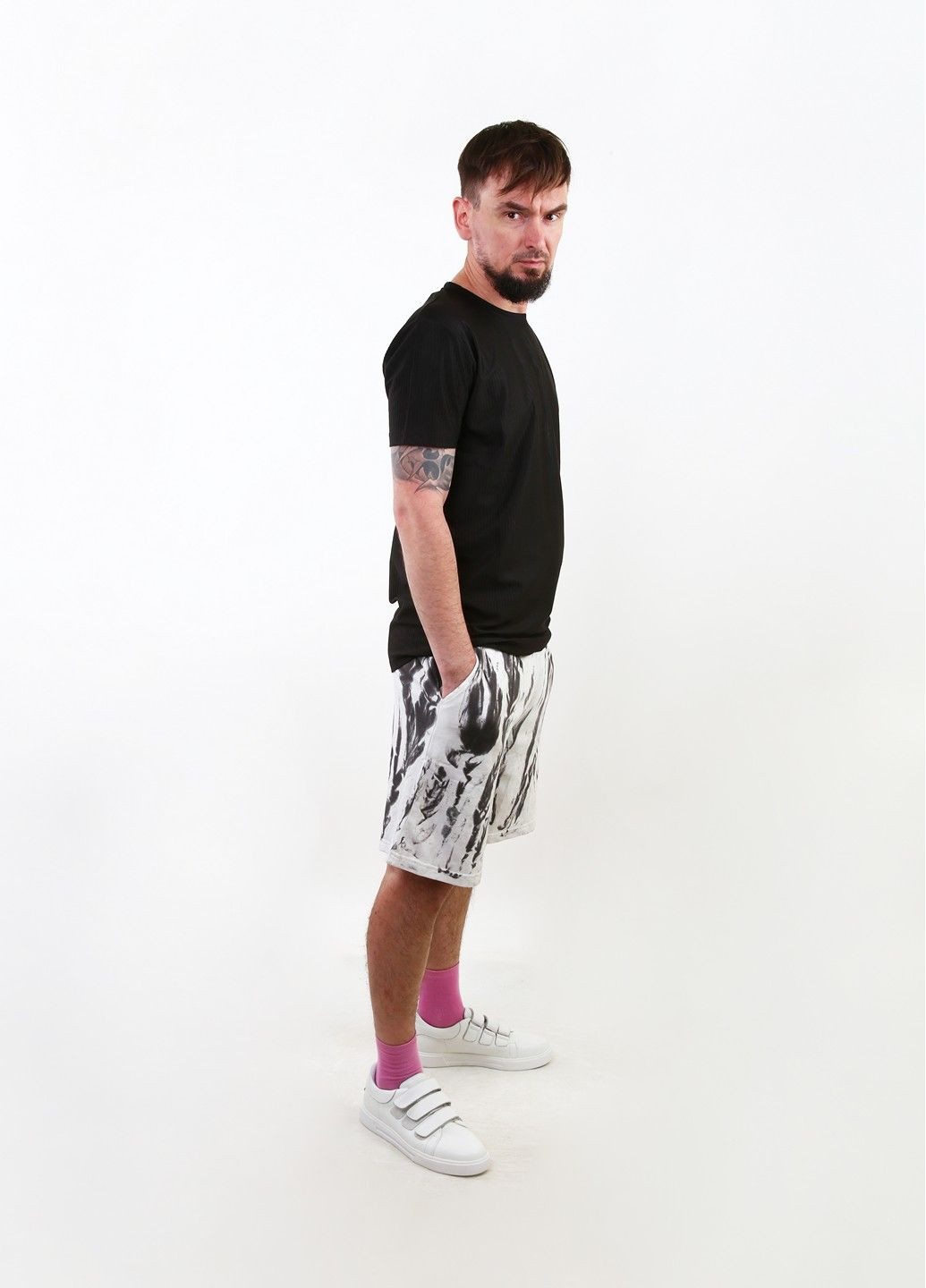 Чорна футболка Mtp