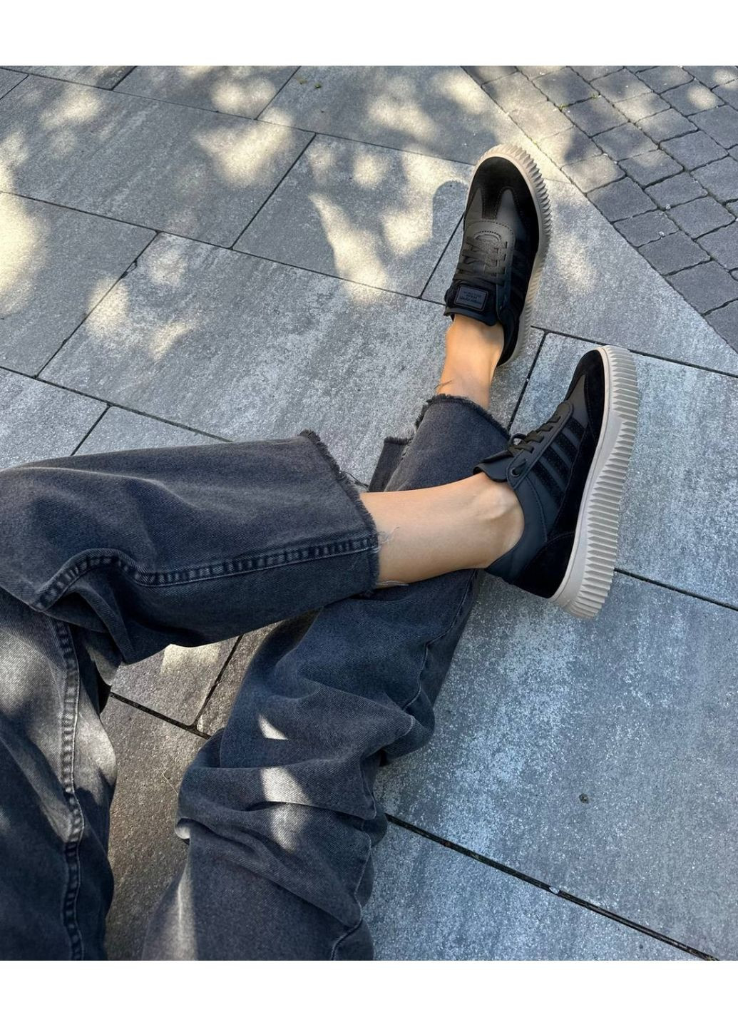 Черные кожаные женские кеды (2801-1) VZUTIK