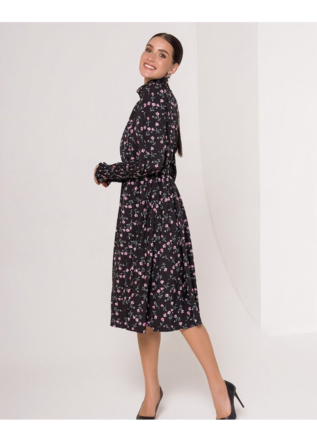 Черное повседневный платье sa-120a l черный ISSA PLUS