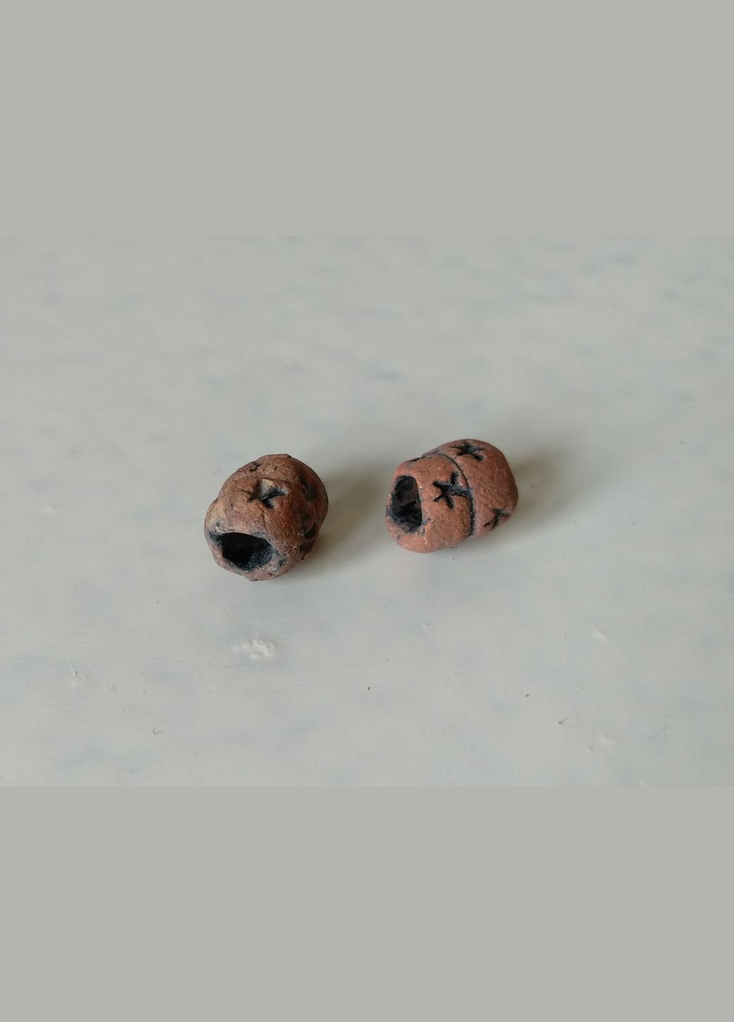 Керамічні намистини ручної роботи "Химерні Сніжинки №5" (коричнево-зелені) 2шт. Коти&Ангели (301533138)