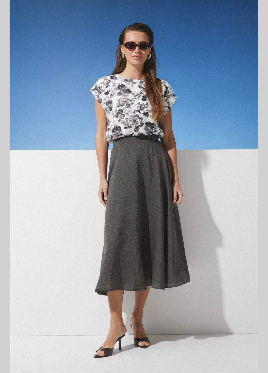 Принтована футболка. Сірий з білим Seventeen - (338792629)