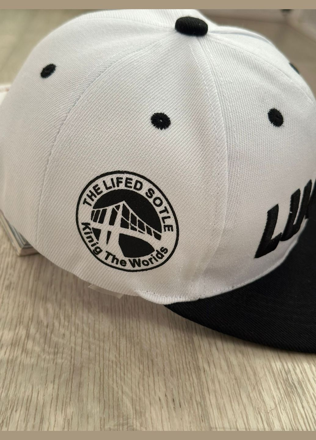 Кепка дитяча снепбек (Snapback) Lucky Білий з чорним 50-54р (2231) No Brand (293517234)