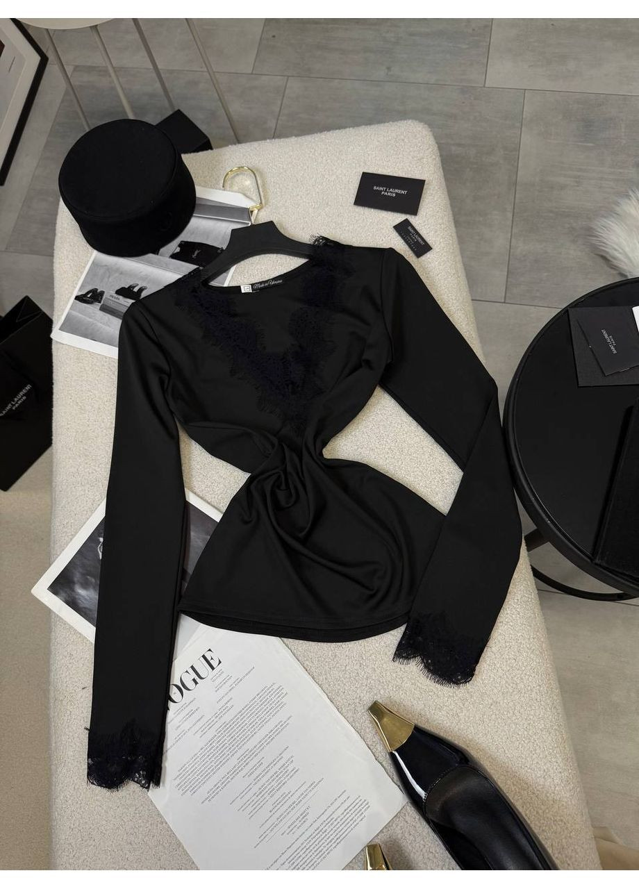 Лонгслів жіночий з мереживним декольте MonCher (373069906)