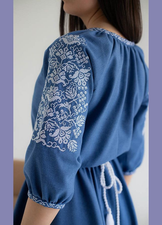 Синяя вышитое женское платье vishivano4ka 117-7 узор цветочный домотканное полотно (329902140)