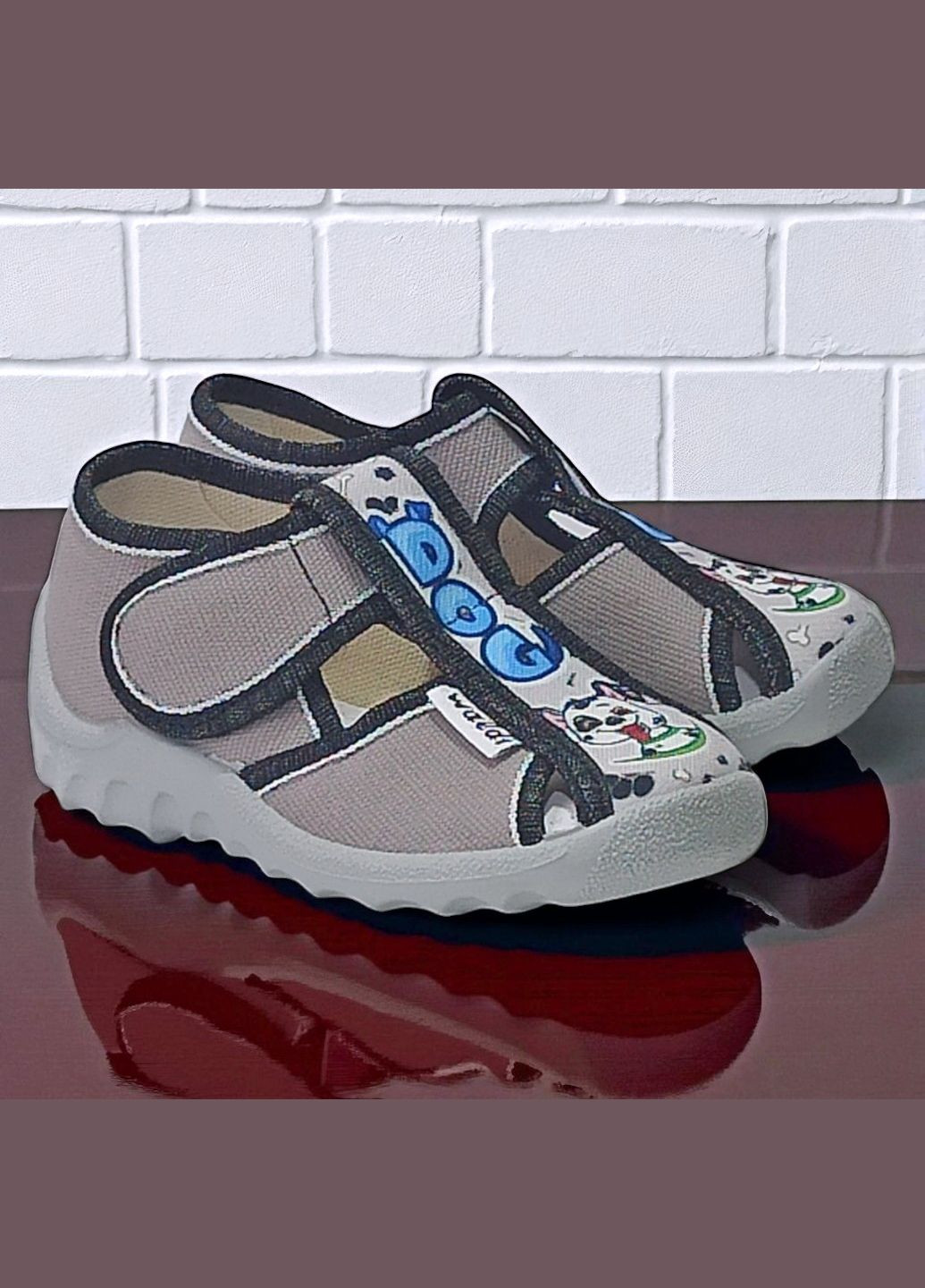 Серые ортопедические тапочки на липучке для мальчика сменная обувь в садик сменка валди Waldi