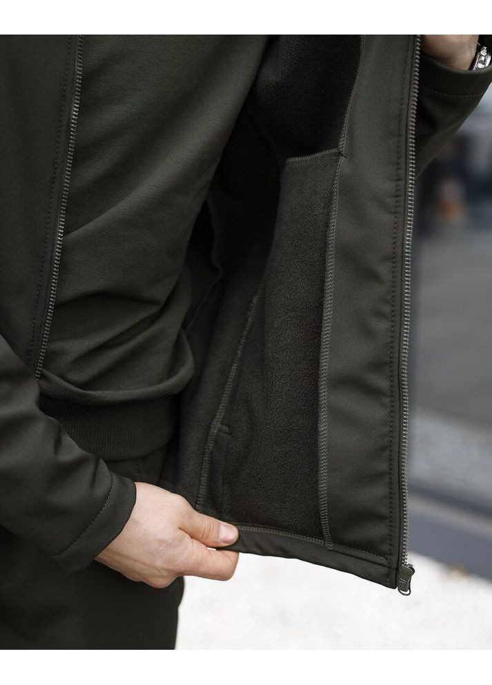 Оливкова (хакі) демісезонна базова куртка soft shell Vakko