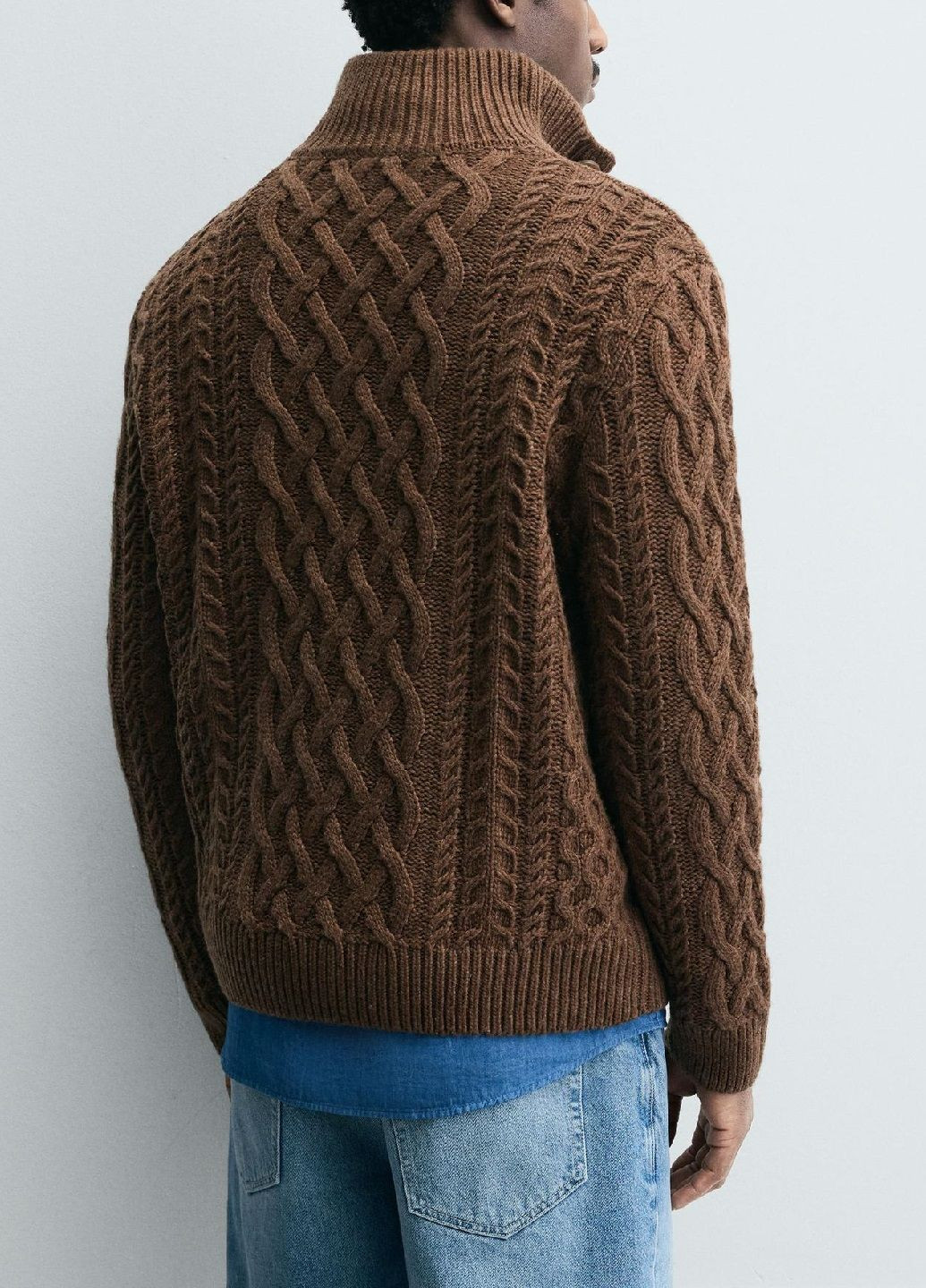 Коричневий зимовий светр Zara