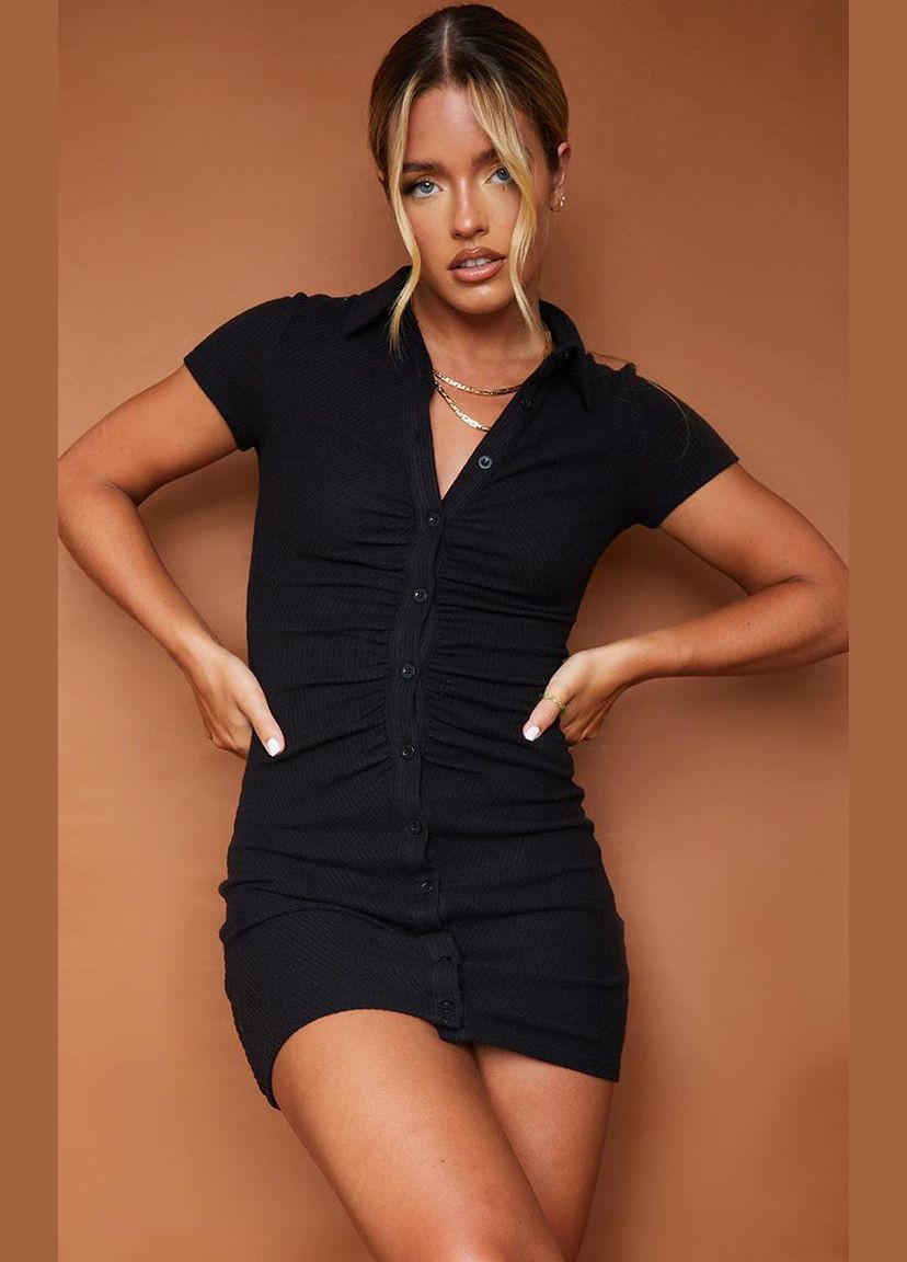 Черное платье PrettyLittleThing
