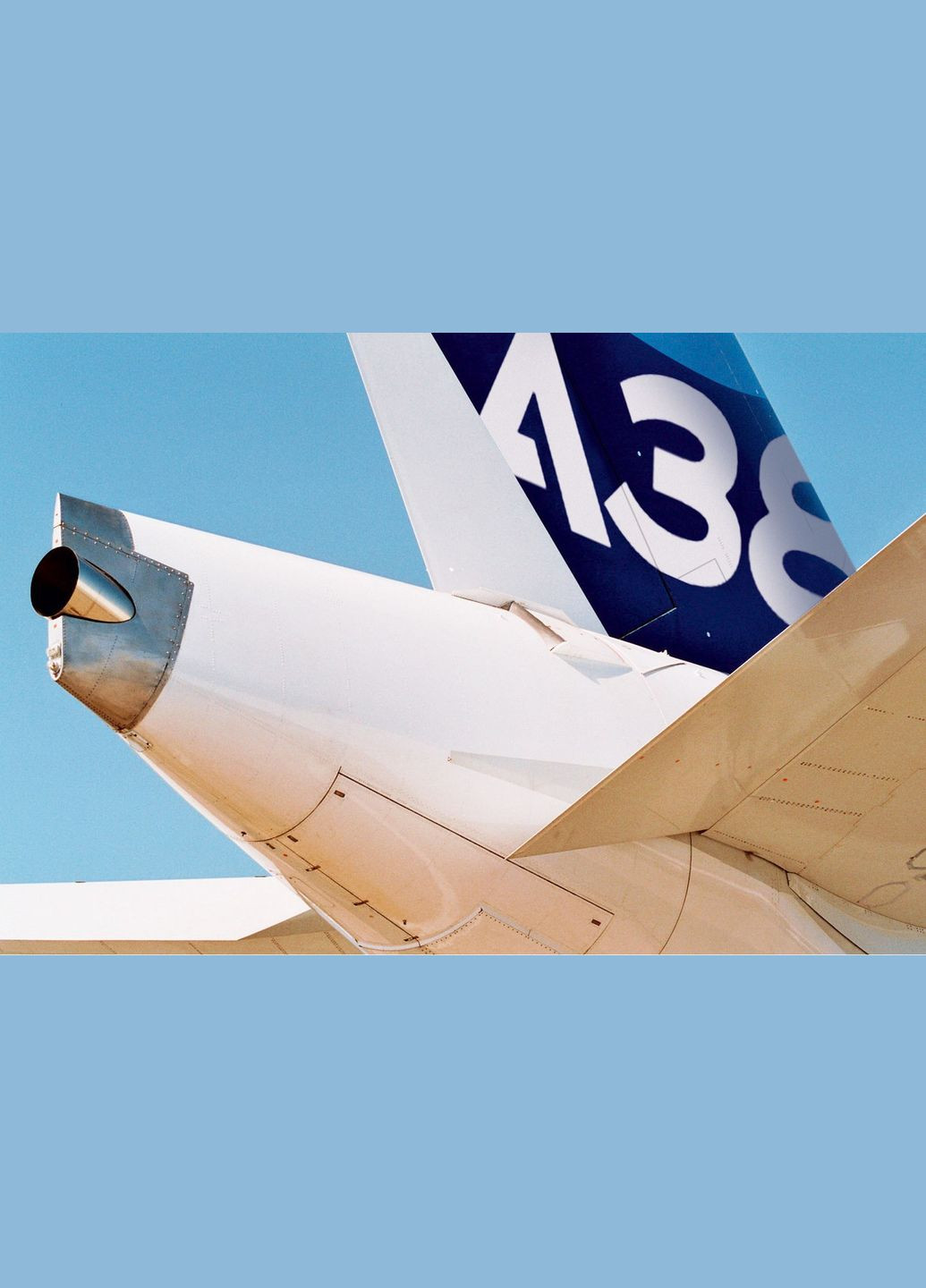 Сборная модель Самолет Airbus A380 Первый полет уровень 5 масштаб 1:144 (RVL-04218) Revell _04218 (315402980)