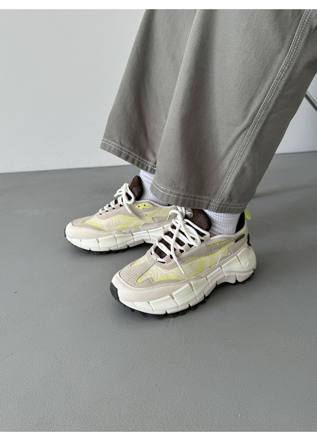 Бежевые демисезонные кроссовки мужские reebok zig kinetca 2.5 edge beige рибок зиг кинетика No Brand