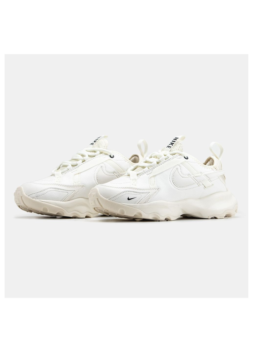 Білі кросівки унісекс Nike ТС 7900