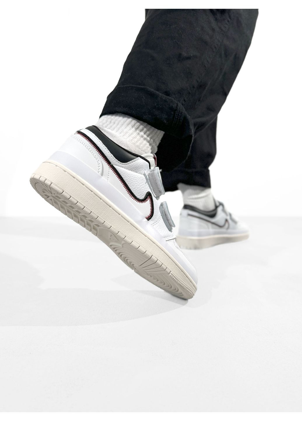 Білі Осінні кросівки чоловічі nike air jordan 1 retro low double strap white найк аір джордан No Brand