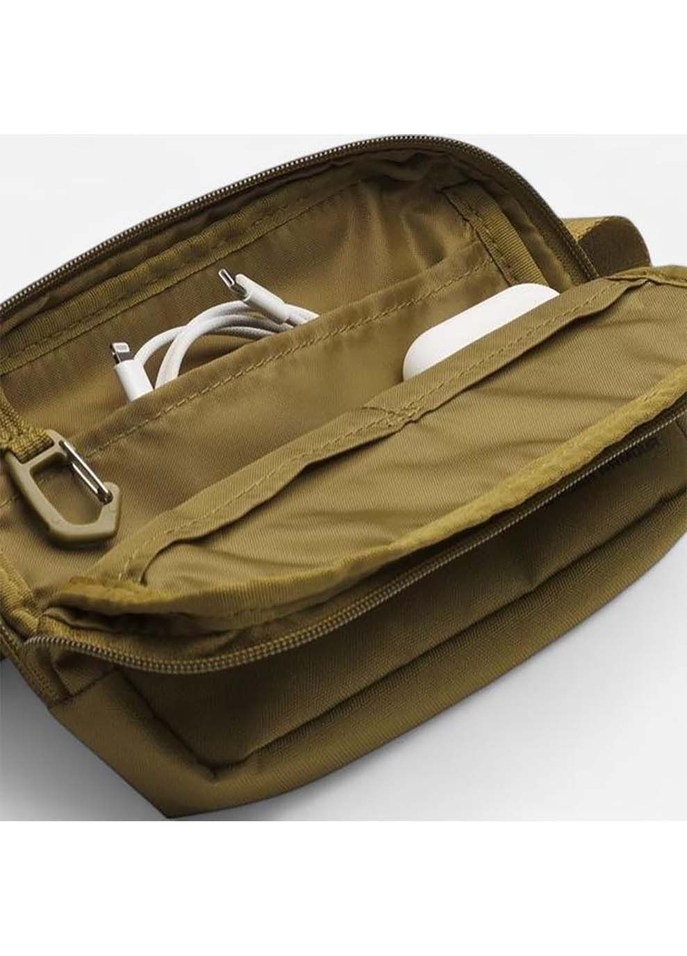 Сумка на пояс UA Essential WB Xbody 2L зелений Уні 20 x 13,5 x 5 см Under Armour (367594840)