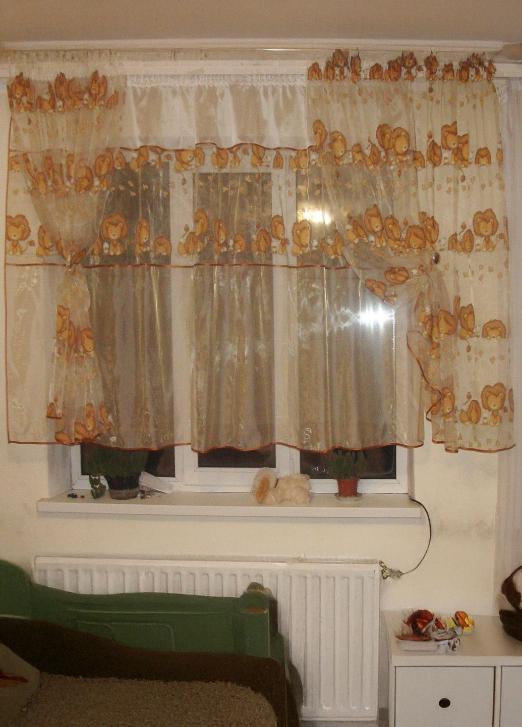 Комплект тюль до підвіконня Левенята карниз 250см бежевий (2_1кд) Firanka Kids (364502918)