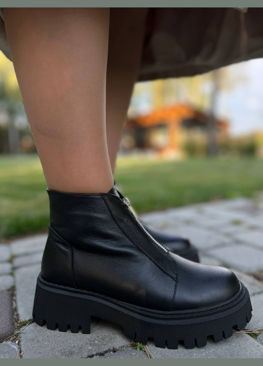 Осенние женские ботинки из натуральной кожи черные (1778) No Brand