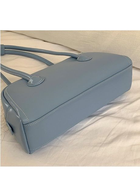 Черная прямоугольная сумка-багет из экокожи с двумя длинными ручками No Brand (362588163)